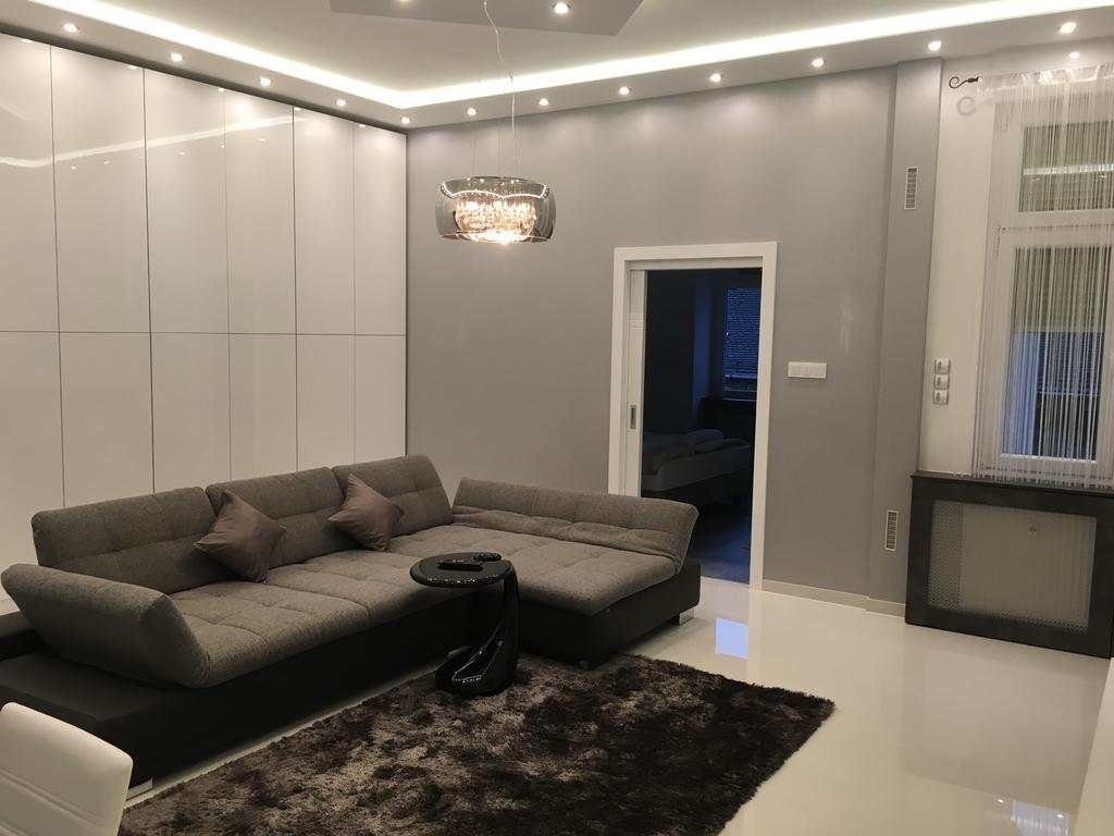 Apartment Synagogue Gozsdu Private