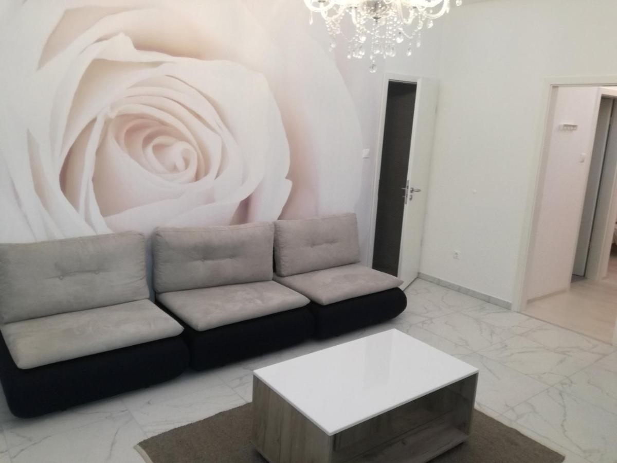Synagogue Gozsdu Private Apartment Budapest